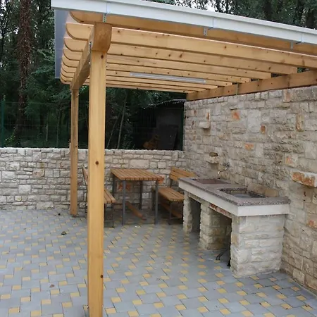 Ferienwohnung In Duba Mit Terrasse, Klimaanlage, W-lan *